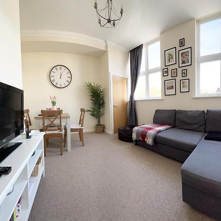 Cosy Town Centre Apartment Close To Beach Bournemouth Exteriör bild