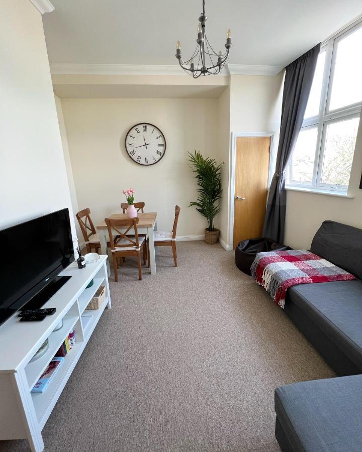 Cosy Town Centre Apartment Close To Beach Bournemouth Exteriör bild